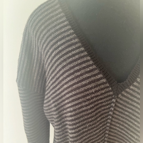 THYME V-Neck Striped Sweater - Picture 3 of 5